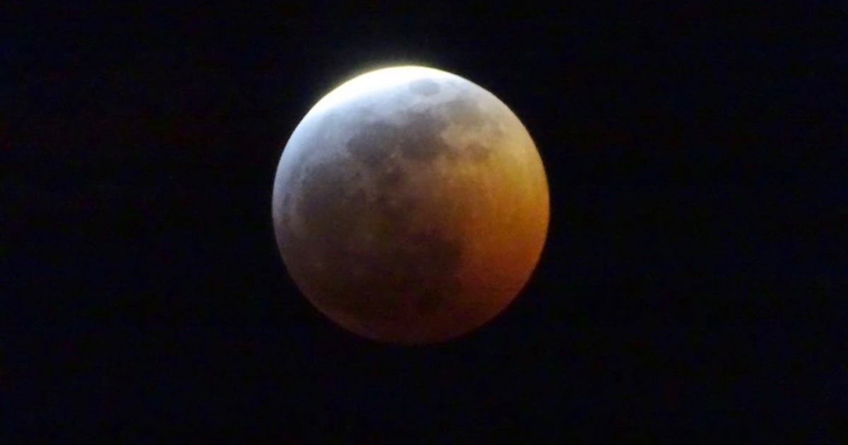Sobre los eclipses lunares y mitos de la edad oscura