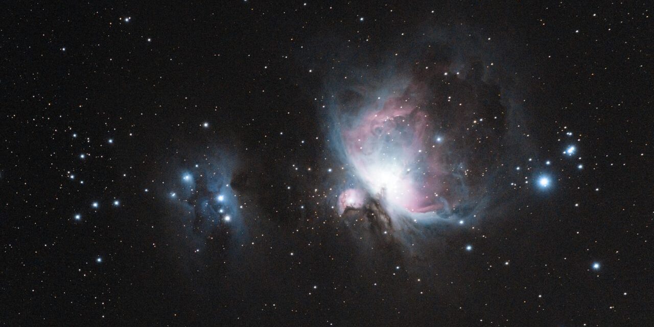 La cosmología cuántica de bucle con pasado-eterno rebota
